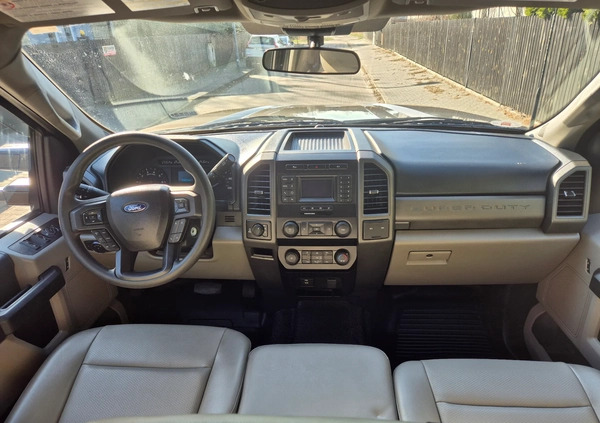 Ford F250 cena 307500 przebieg: 39654, rok produkcji 2021 z Warszawa małe 529